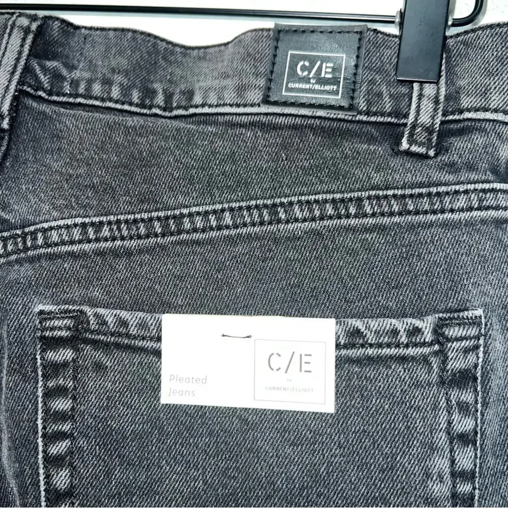 Current/Elliott Pleated Straight Jean